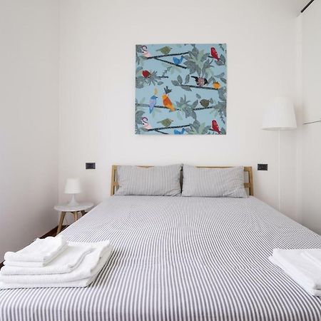 Апартаменты Hacca Collection - Bocconi, Navigli 1Br Милан Экстерьер фото